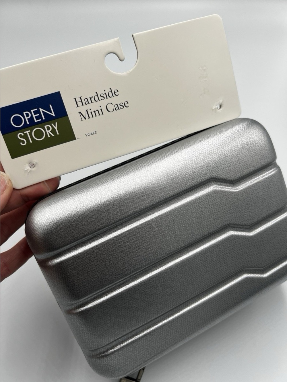 Open Story Hard-Shell Travel Mini Case - Silver